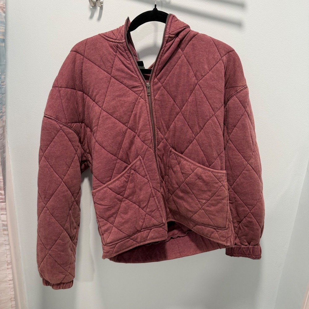 Wild Fable Quilted Full Zip Hooded Jacket Size S Burgundy Maroon Diamond Stitch